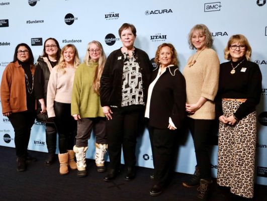 “The Librarians” director Kim Snyder (third from right), surrounded by librarians, including Becky Calzada (far left) and Carolyn Foote (far right).